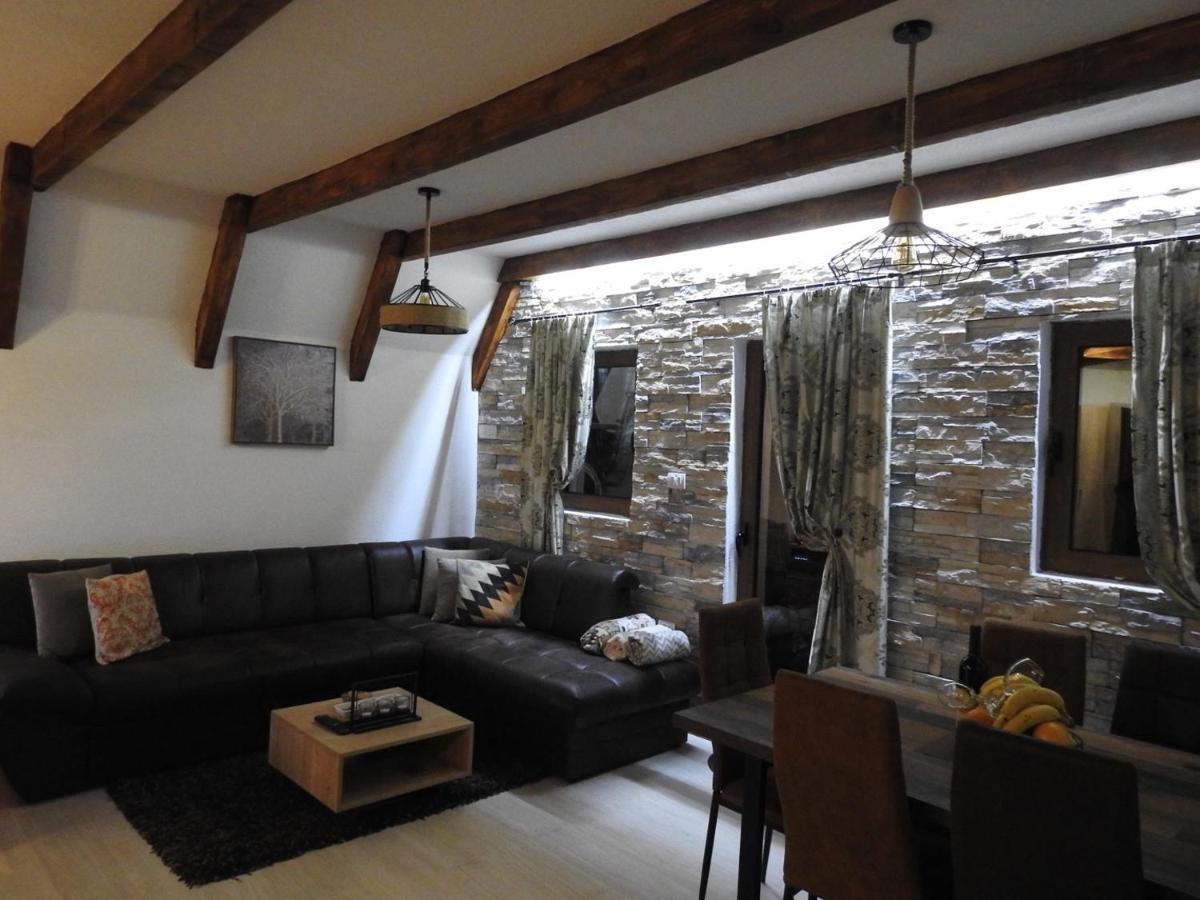 Warm Home Zabljak  Luaran gambar